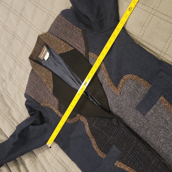 Chic Women's Blue and Black Mary Flannagan Blazer Size M! - Picture 5 of 8